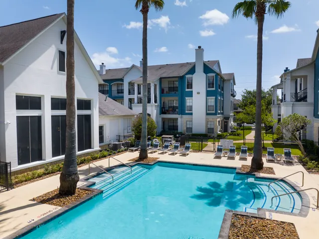 Phillips Pass Apartments