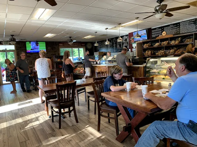 A&B Bagels and Deli