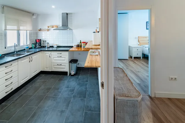 B&B La Trinidad. Habitación con baño privado y desayuno.