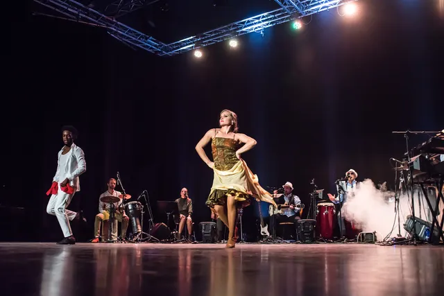 CLAVE Y COMPÁS CHILE