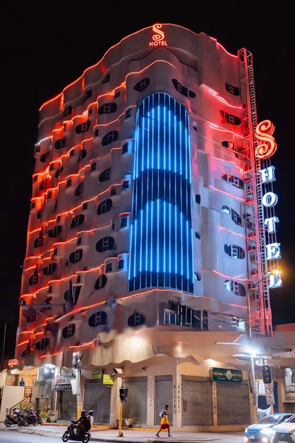 S Hotel And Residences