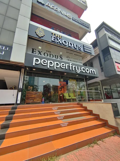 Pepperfry Edappally - Multi Brand Furniture, Mattress & Home Furnishings Shop