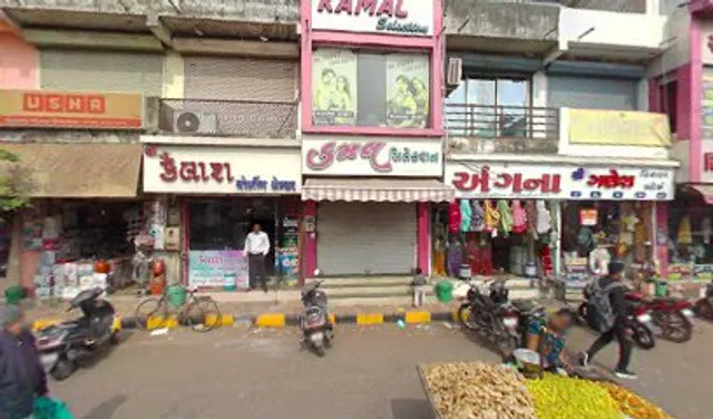 Yash Niketan Complex