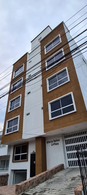 Aparta Suites La Flora