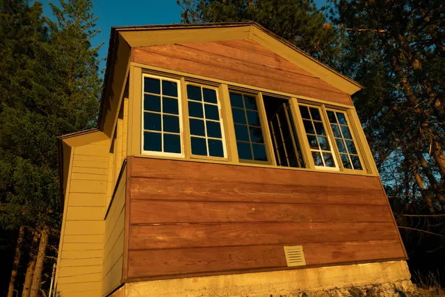 PINE MOUNTAIN LOOKOUT