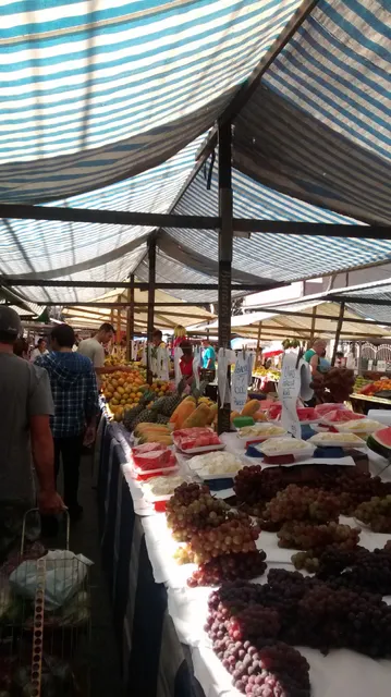 Feira Livre R. Com. Gil Pinheiro (Domingos)