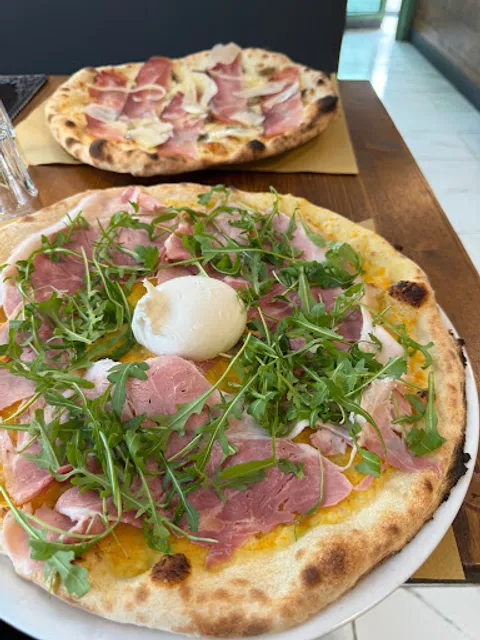 Pizzeria La Fantasia