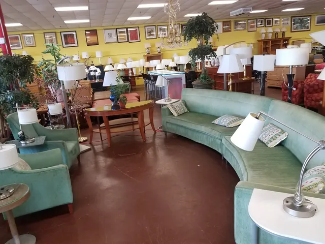 DIRECT HOTEL SERVICESD (DHS Sell Out Center)