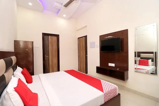 OYO Dhunna Guest House