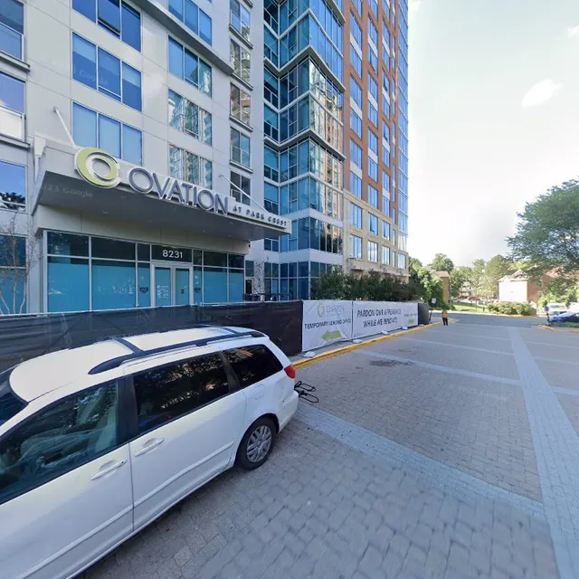 Global Luxury Suites at Park Crest