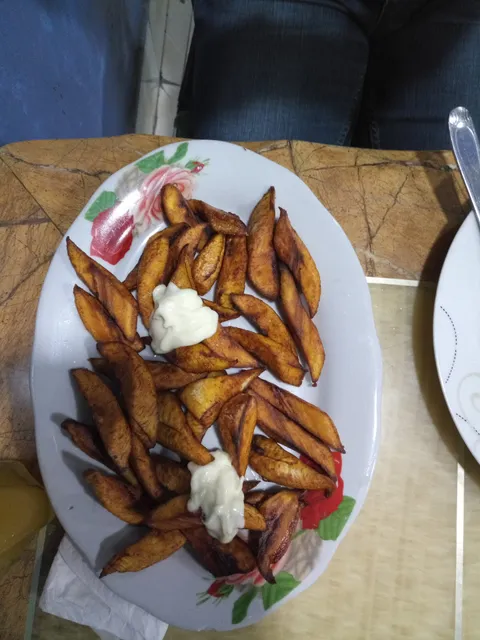 Sanke Restaurant (Chez Aly)