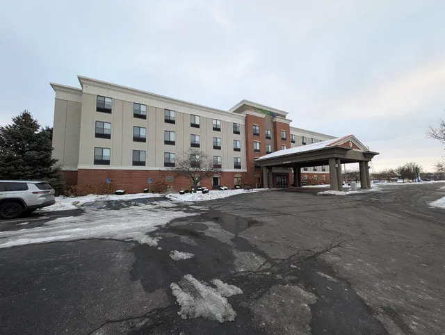 Holiday Inn Express Indianapolis - Southeast, an IHG Hotel