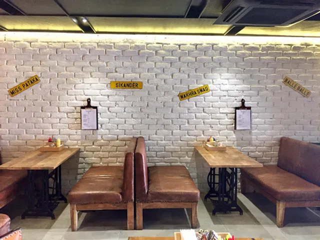 Backbencherz Cafe (SDSS)