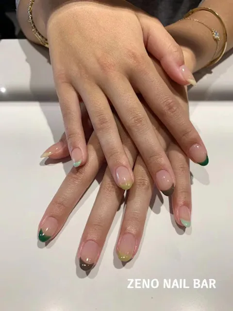 Zeno Nail Bar