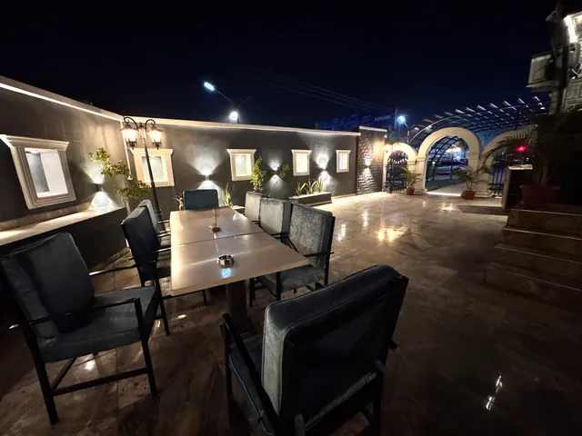 StreEAT Cafe State Road Kano