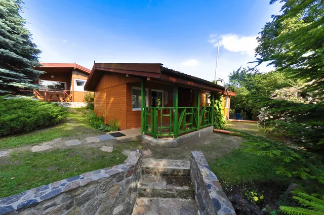 Camping KamA - pole namiotowe, domki, camping