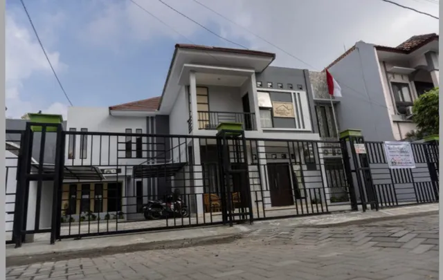 Radhysha House - Kost Exclusive