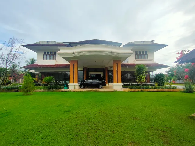 Grand Sarah Hotel