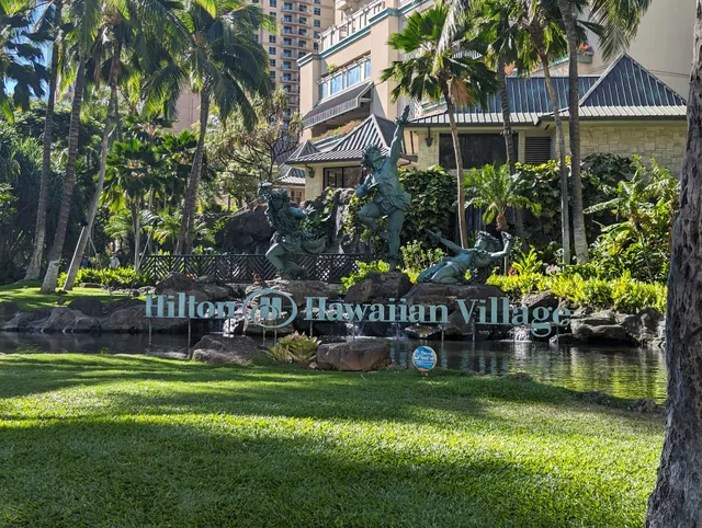 Hula Kahiko Dancer Statue & Pond