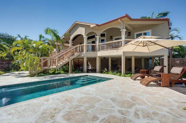 Sirenian Bay Resort & Villas