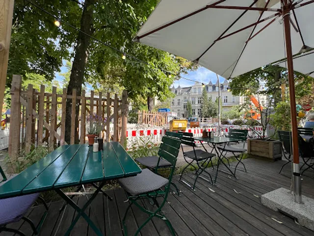 Frau Lüske Kaffeehaus