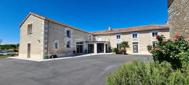 The Cottage Gazebo Bed & Breakfast (Vienna, Poitiers - Future Scope)