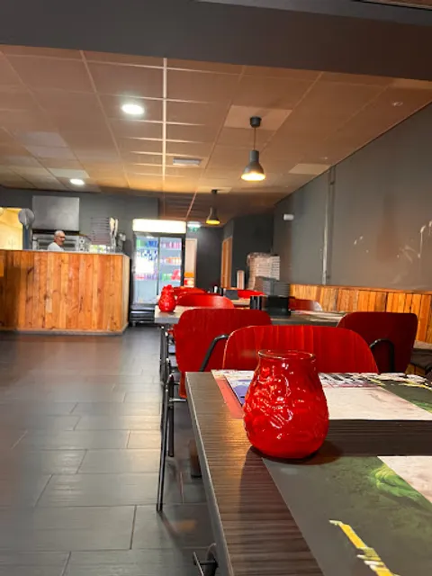 Grillroom Piramide Nieuwkoop