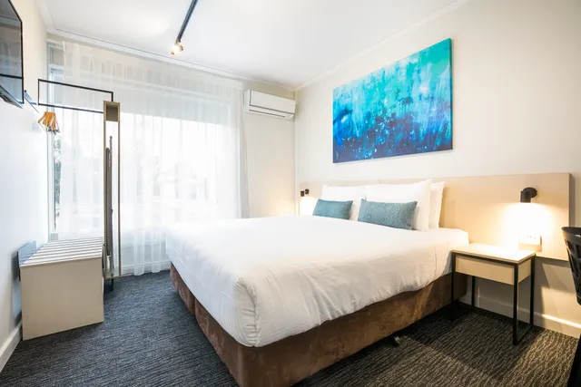 Nightcap at Playford Tavern