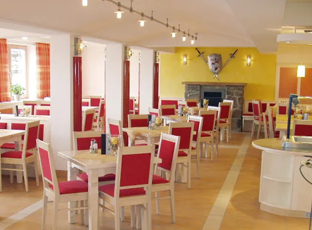 Burggasthof Kollnburg mit Metzgerei & Gästezimmer