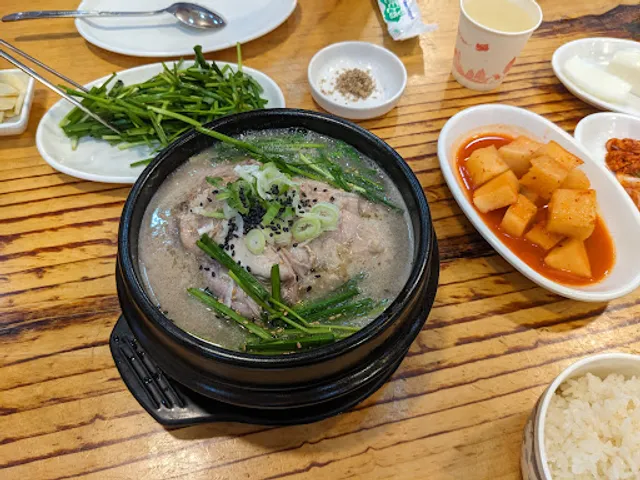 고려한방삼계탕