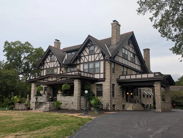 Mansion in the Park B&B