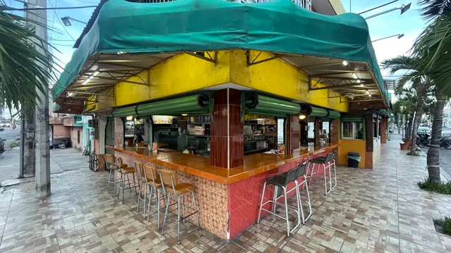 Jugos y Licuados Blanca Flor