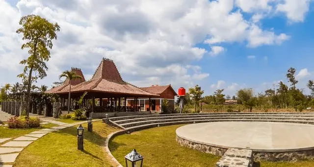 Balkondes Ngargogondo The Gade Village