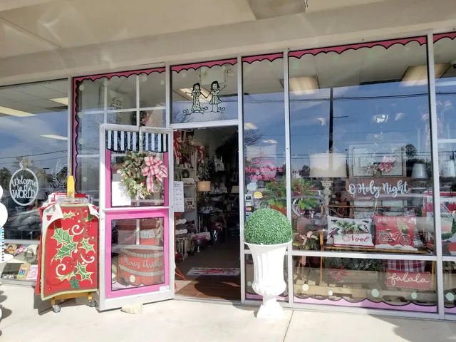 Two Chicks & Company Boutique