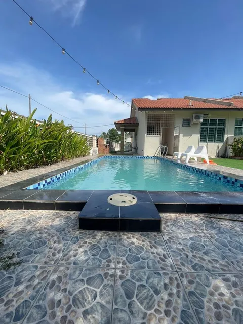 Safiyyah Homestay Melaka – Private Pool