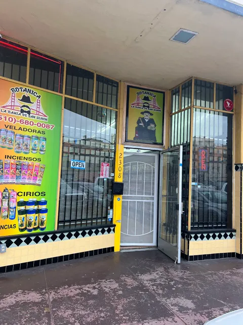 Botanica La Bahia de San Simon