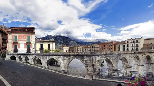 INTRODACQUA HOLIDAYS - Casa Vacanze a Sulmona