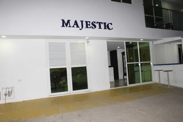 HOTEL MAJESTIC
