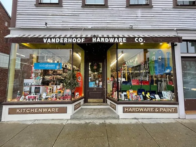 Vanderhoof Hardware Co.
