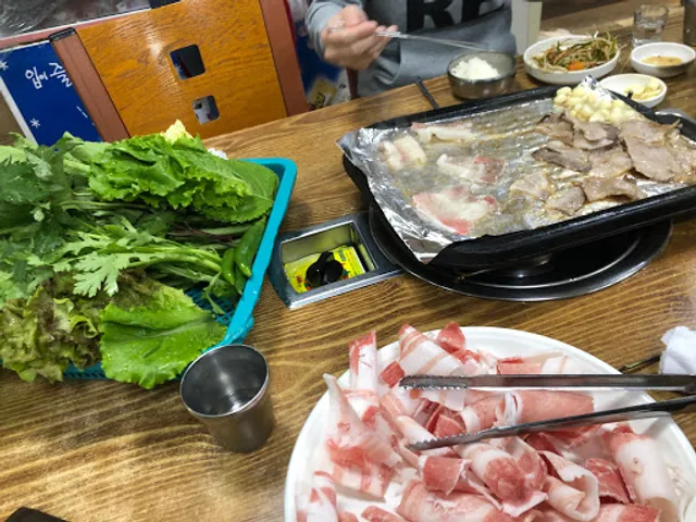 웰빙대패삼겹살