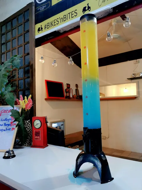 Bikes 'n Bites Restaurant