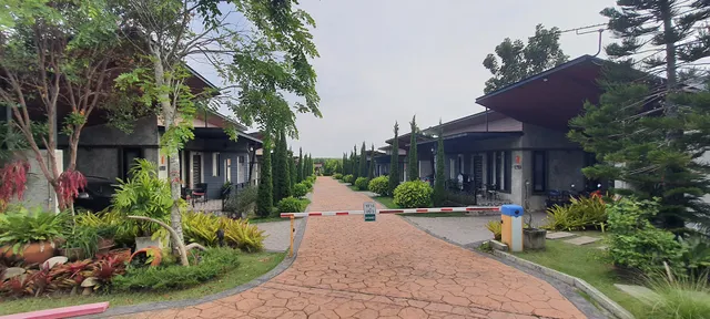 The loft house garden & resort