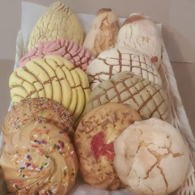 Tutti Frutas Ice Cream And Bakery