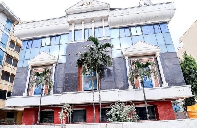 Hotel O The Royal International Hotel