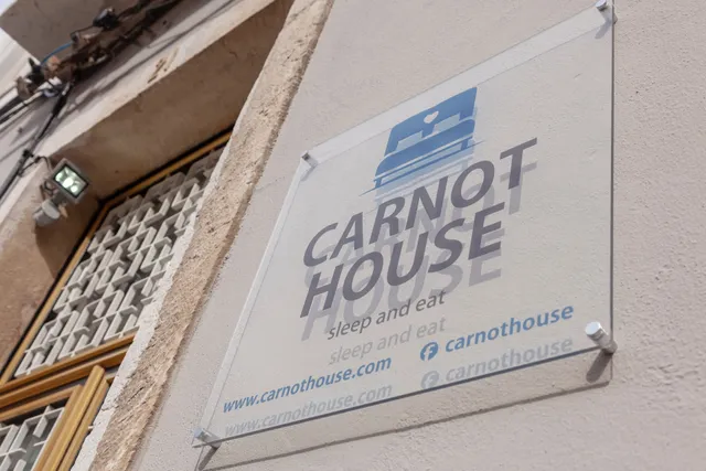Carnot House