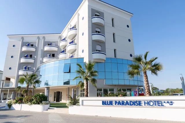 Blue Paradise Hotel