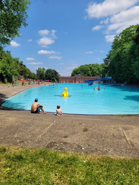 Dormont Swimming Pool