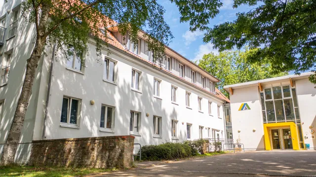 DJH Youth Hostel Lübeck "Vor dem Burgtor"