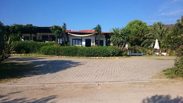 Skites Hotel Bungalows