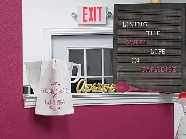 Addie Cakes & Lily Pies